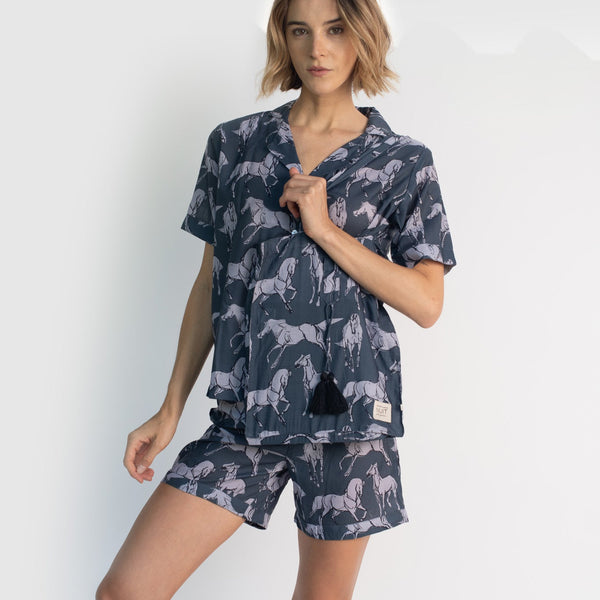 BLUE HORSE SHORT